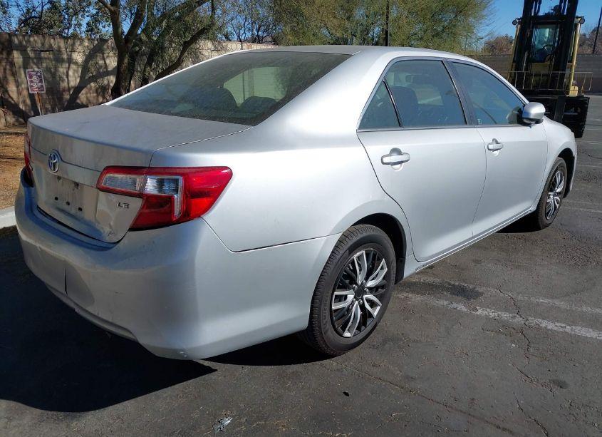 Photo 4 of 2014 Toyota Camry LE (VIN 4T1BF1FK8EU415858)
