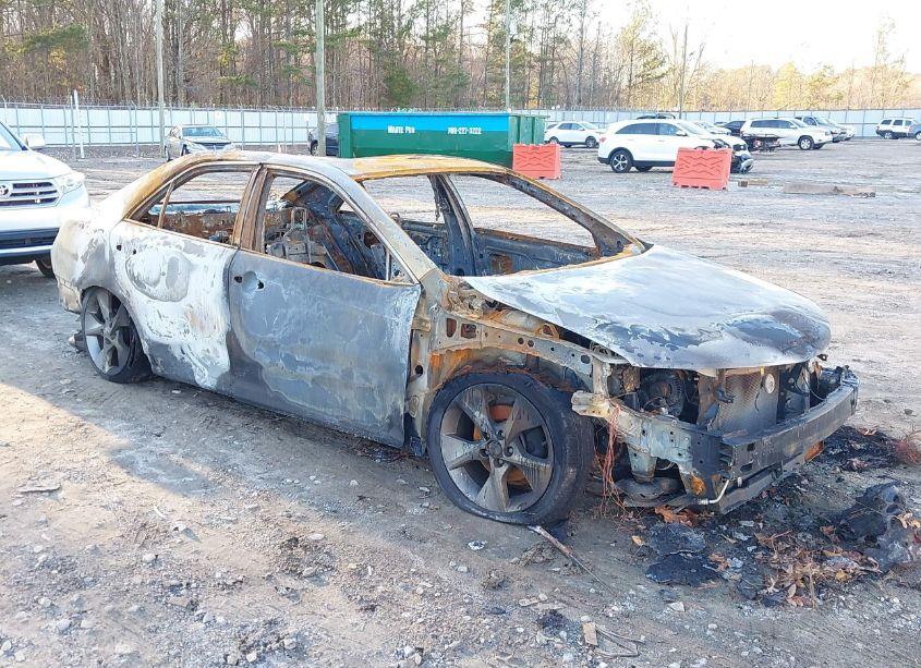 2014 Toyota Camry SE SPORT (VIN 4T1BF1FK8EU424964) main photo