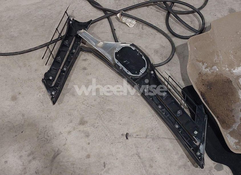 Photo 12 of 2014 Toyota Camry LE (VIN 4T1BF1FK8EU443630)