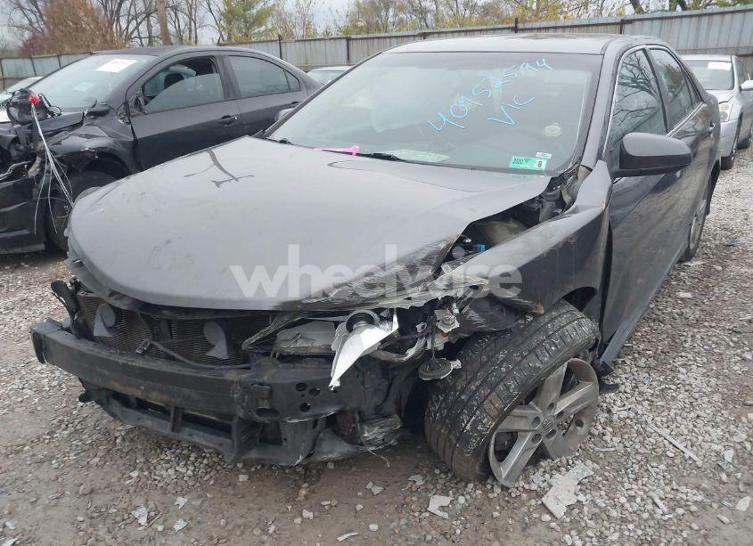 Photo 6 of 2014 Toyota Camry SE (VIN 4T1BF1FK8EU459486)