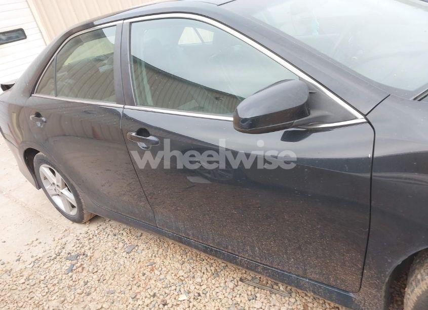 Photo 13 of 2014 Toyota Camry SE (VIN 4T1BF1FK8EU473162)