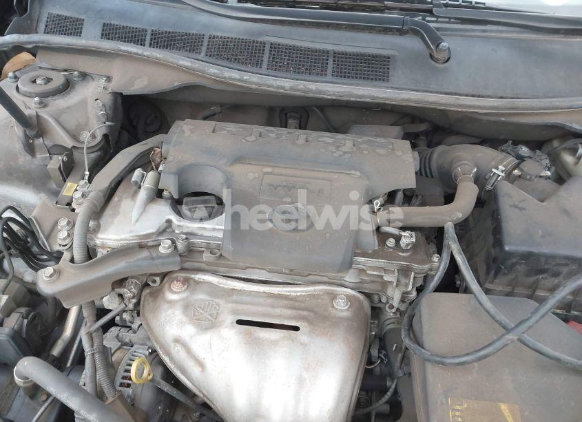 Photo 10 of 2014 Toyota Camry SE (VIN 4T1BF1FK8EU473419)