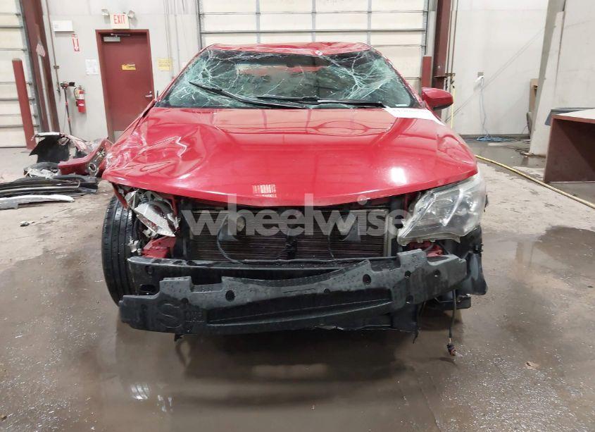 Photo 13 of 2014 Toyota Camry SE (VIN 4T1BF1FK8EU735181)