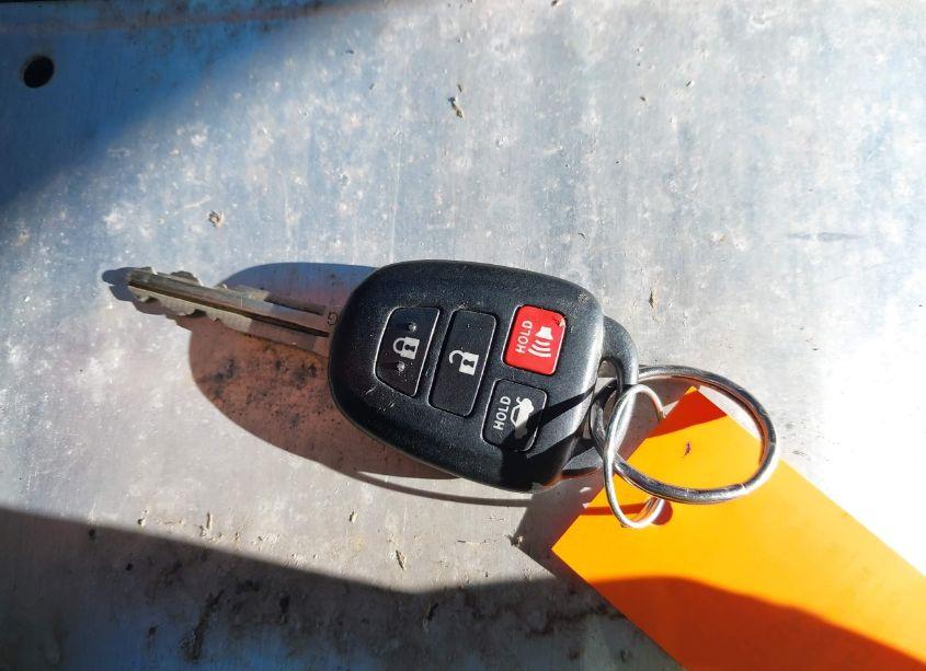 Photo 11 of 2014 Toyota Camry LE (VIN 4T1BF1FK8EU757150)