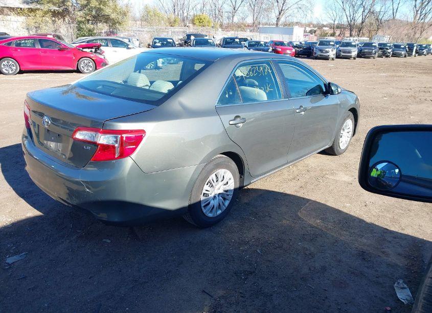 Photo 4 of 2014 Toyota Camry LE (VIN 4T1BF1FK8EU757150)