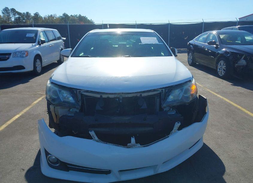 Photo 12 of 2014 Toyota Camry SE (VIN 4T1BF1FK8EU765734)