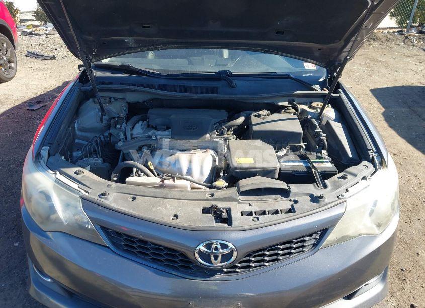 Photo 10 of 2014 Toyota Camry SE (VIN 4T1BF1FK8EU788429)