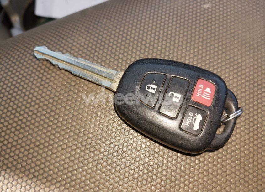 Photo 11 of 2014 Toyota Camry SE (VIN 4T1BF1FK8EU788429)