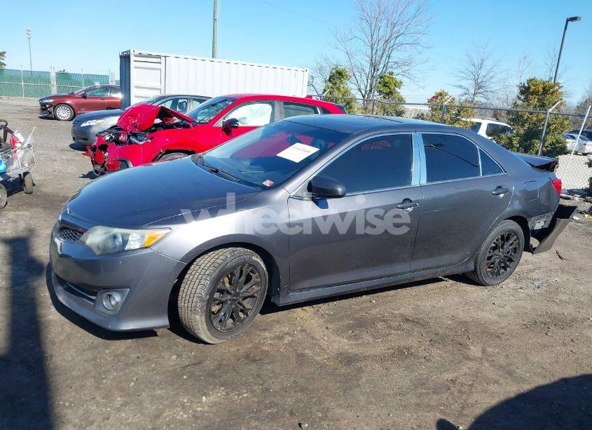 Photo 14 of 2014 Toyota Camry SE (VIN 4T1BF1FK8EU788429)
