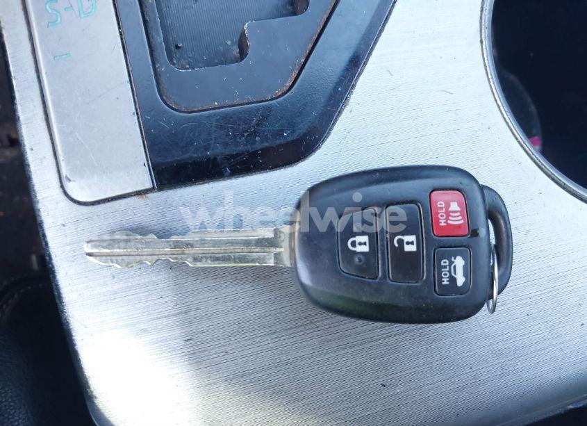 Photo 11 of 2014 Toyota Camry SE (VIN 4T1BF1FK8EU788866)