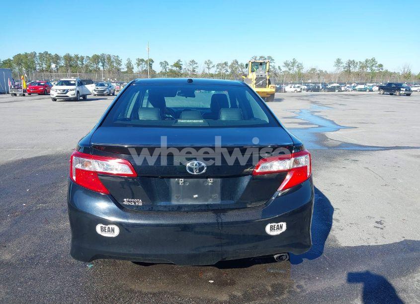Photo 16 of 2014 Toyota Camry SE (VIN 4T1BF1FK8EU788866)
