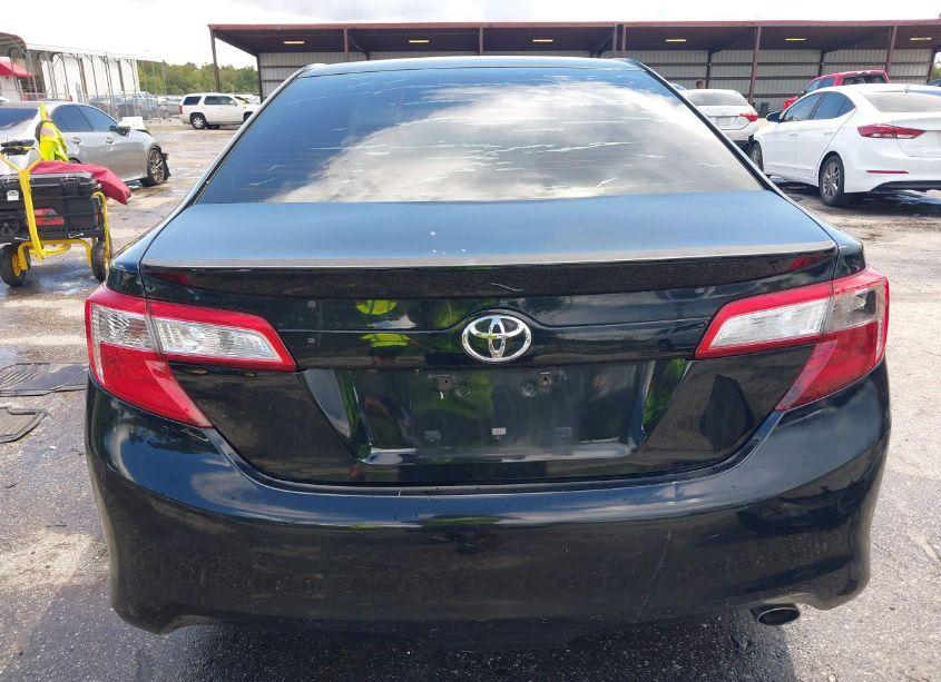 Photo 16 of 2014 Toyota Camry SE (VIN 4T1BF1FK8EU790472)