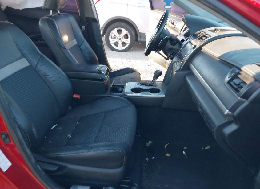 Photo 5 of 2014 Toyota Camry SE (VIN 4T1BF1FK8EU810722)