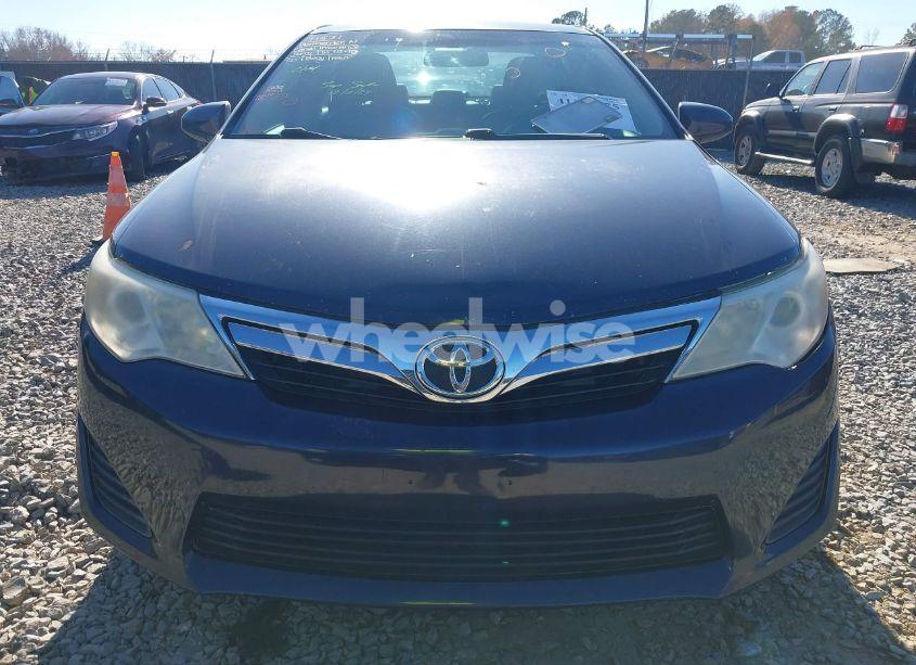 Photo 13 of 2014 Toyota Camry LE (VIN 4T1BF1FK8EU818075)