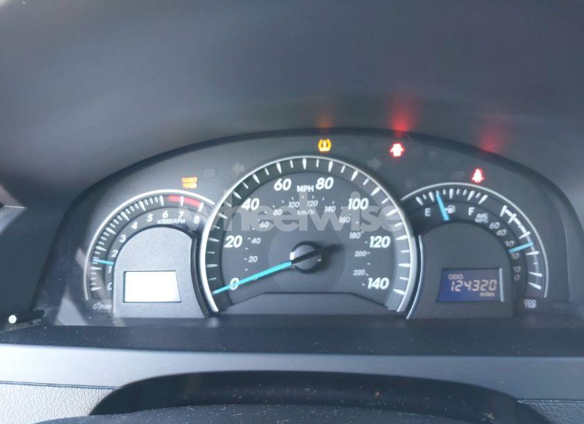 Photo 7 of 2014 Toyota Camry LE (VIN 4T1BF1FK8EU818075)