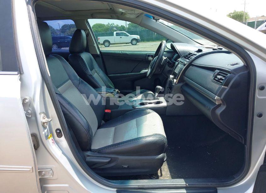 Photo 5 of 2014 Toyota Camry SE SPORT (VIN 4T1BF1FK8EU822272)