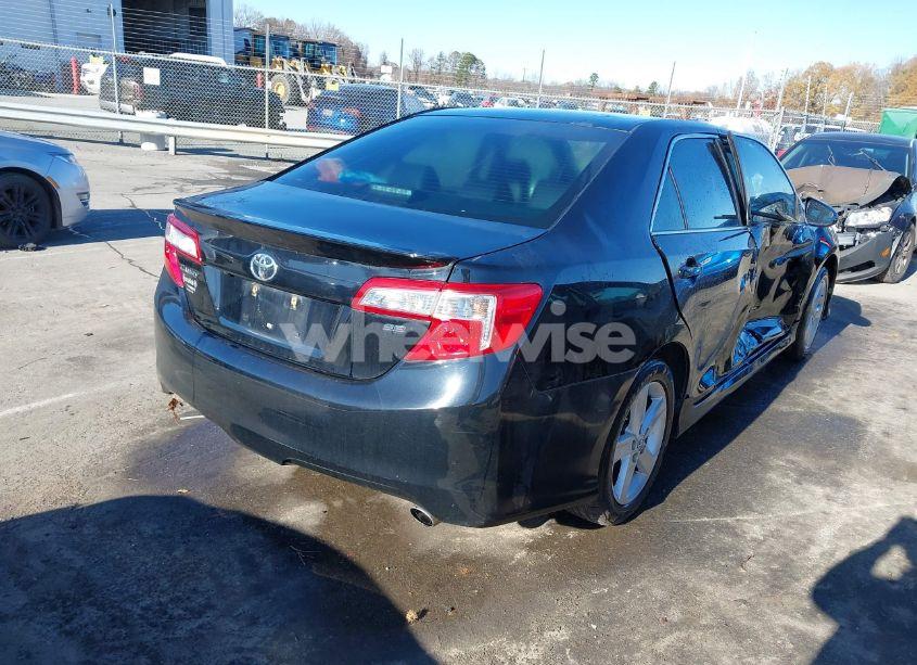 Photo 4 of 2014 Toyota Camry SE (VIN 4T1BF1FK8EU834924)