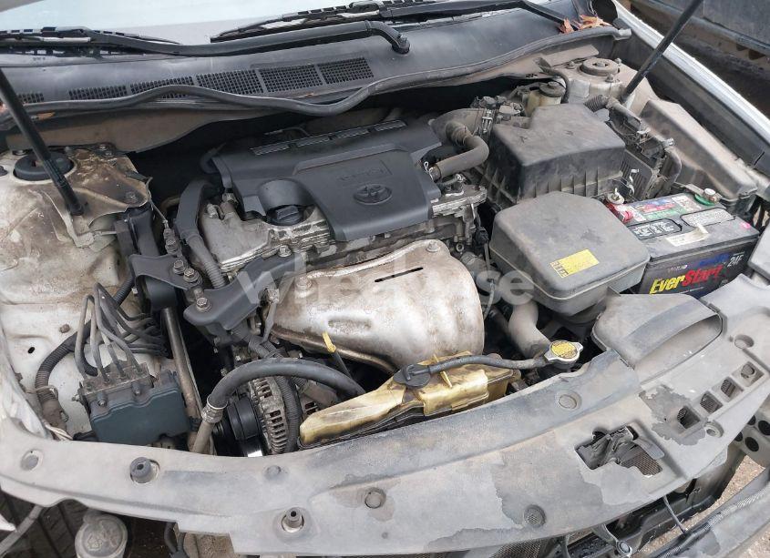 Photo 10 of 2014 Toyota Camry SE (VIN 4T1BF1FK8EU839671)