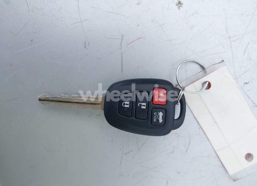 Photo 11 of 2014 Toyota Camry SE (VIN 4T1BF1FK8EU846278)