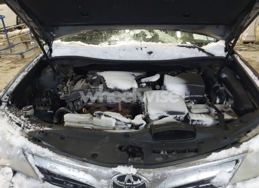 Photo 10 of 2014 Toyota Camry LE (VIN 4T1BF1FK8EU852744)