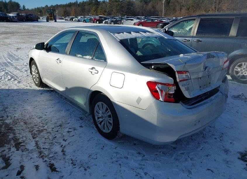 Photo 3 of 2014 Toyota Camry L (VIN 4T1BF1FK8EU860455)