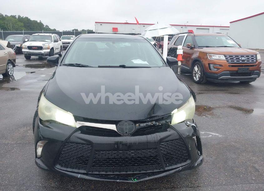 Photo 12 of 2015 Toyota Camry SE (VIN 4T1BF1FK8FU034187)