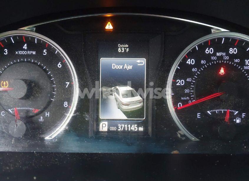 Photo 15 of 2015 Toyota Camry SE (VIN 4T1BF1FK8FU034187)