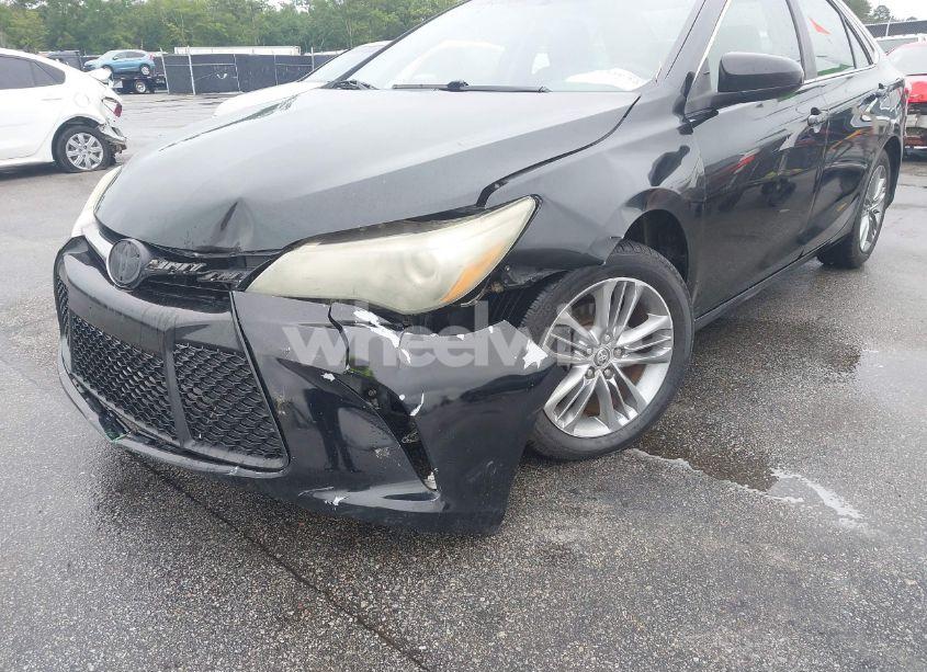 Photo 6 of 2015 Toyota Camry SE (VIN 4T1BF1FK8FU034187)