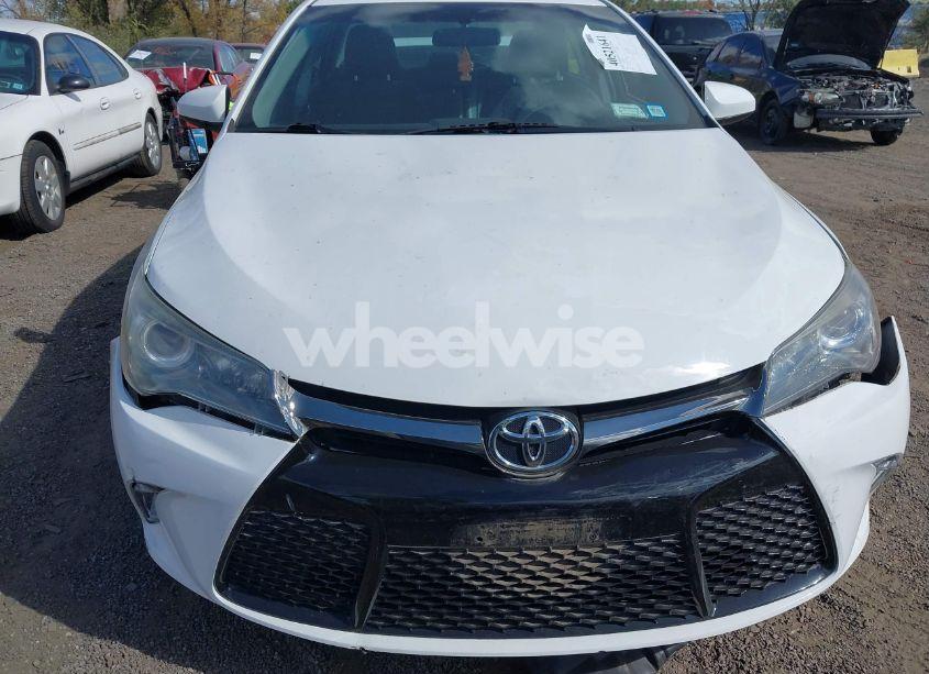 Photo 12 of 2015 Toyota Camry XSE (VIN 4T1BF1FK8FU040068)