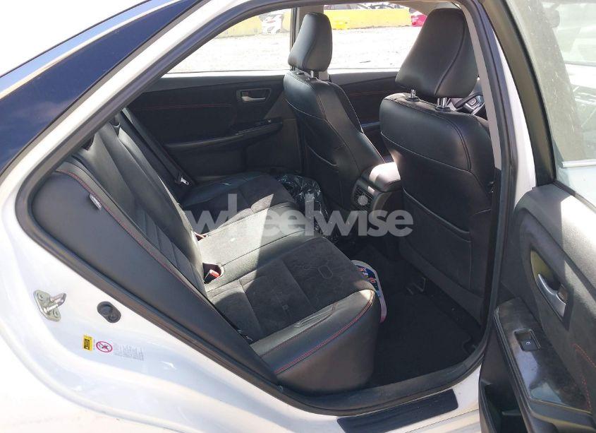 Photo 8 of 2015 Toyota Camry XSE (VIN 4T1BF1FK8FU040068)