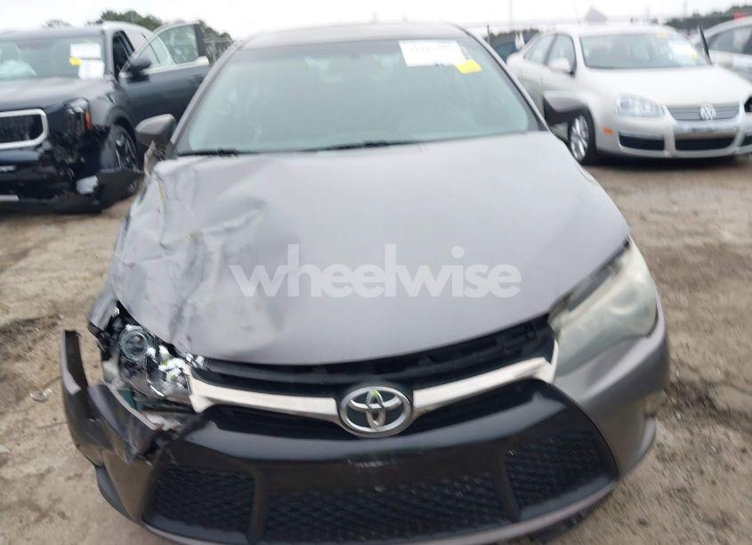 Photo 12 of 2015 Toyota Camry SE (VIN 4T1BF1FK8FU043648)