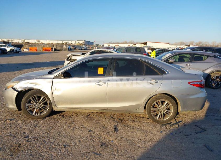 Photo 14 of 2015 Toyota Camry SE (VIN 4T1BF1FK8FU046257)