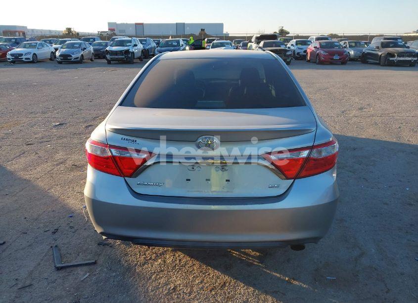 Photo 16 of 2015 Toyota Camry SE (VIN 4T1BF1FK8FU046257)