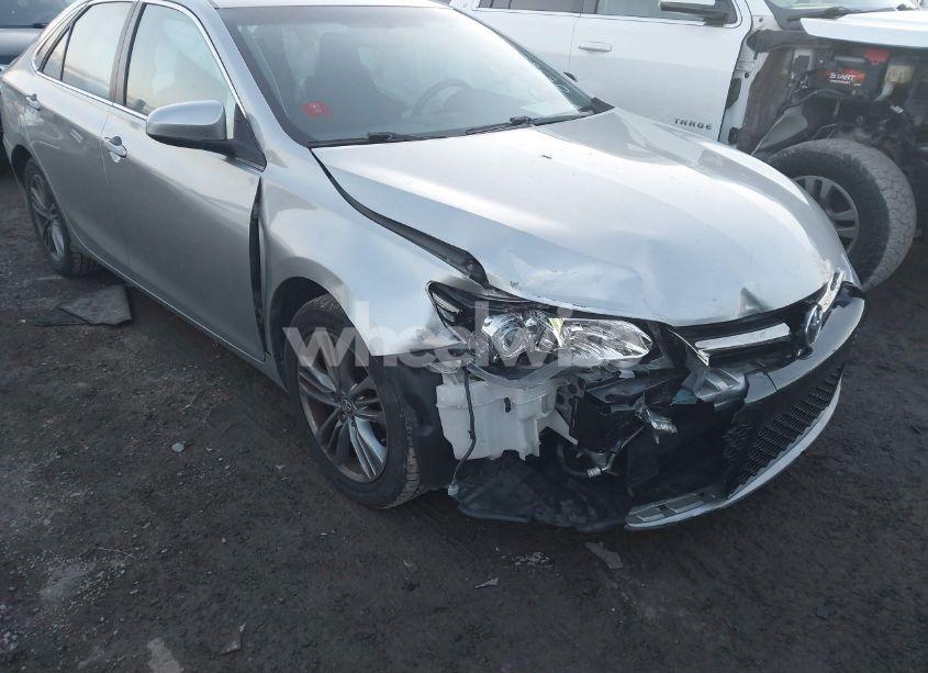 Photo 6 of 2015 Toyota Camry SE (VIN 4T1BF1FK8FU053841)