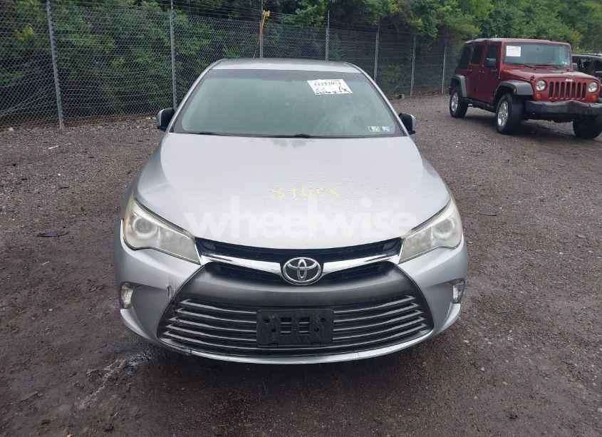 Photo 12 of 2015 Toyota Camry LE/SE/XLE/XSE (VIN 4T1BF1FK8FU082871)