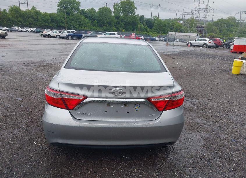 Photo 16 of 2015 Toyota Camry LE/SE/XLE/XSE (VIN 4T1BF1FK8FU082871)