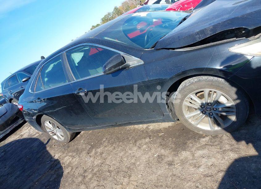 Photo 13 of 2015 Toyota Camry SE (VIN 4T1BF1FK8FU094003)