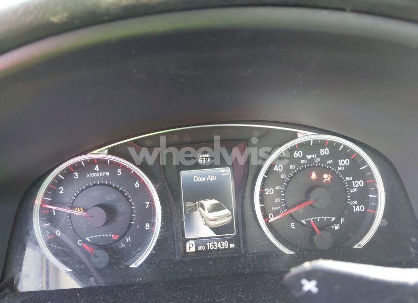 Photo 15 of 2015 Toyota Camry SE (VIN 4T1BF1FK8FU094003)