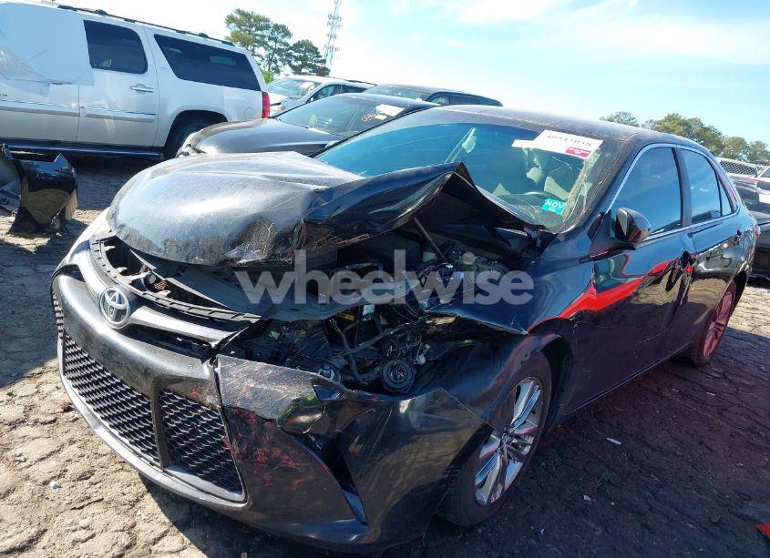 Photo 6 of 2015 Toyota Camry SE (VIN 4T1BF1FK8FU094003)