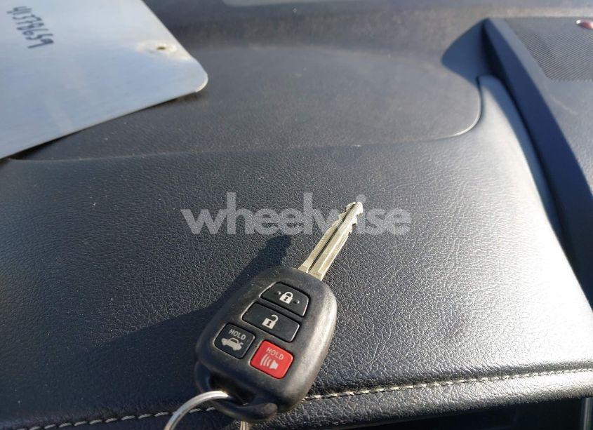 Photo 11 of 2015 Toyota Camry SE (VIN 4T1BF1FK8FU102259)