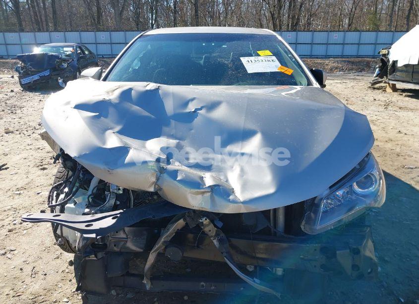 Photo 6 of 2015 Toyota Camry SE (VIN 4T1BF1FK8FU474555)