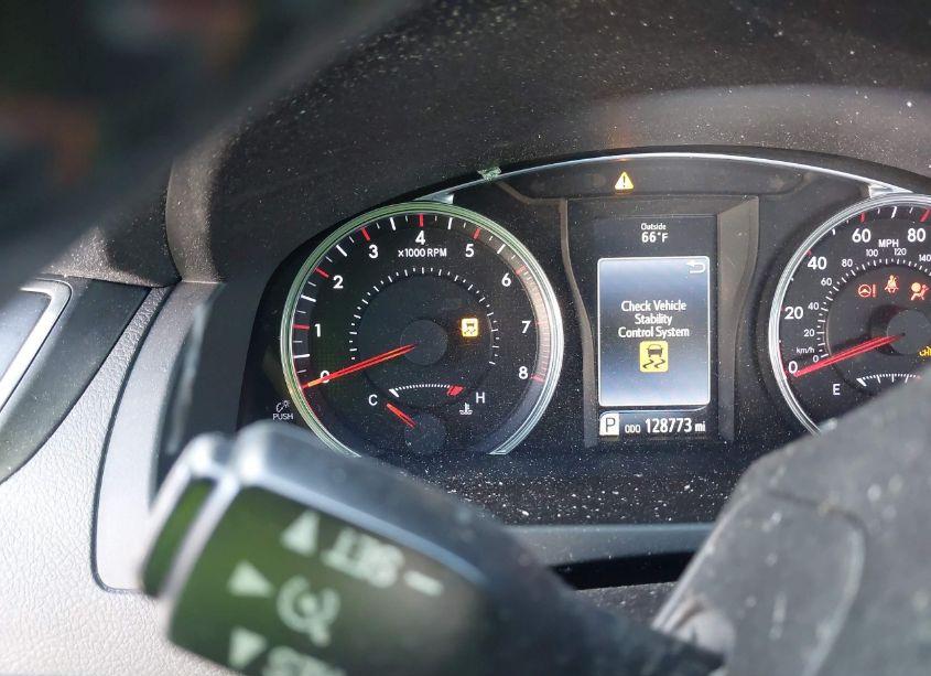 Photo 7 of 2015 Toyota Camry SE (VIN 4T1BF1FK8FU476242)