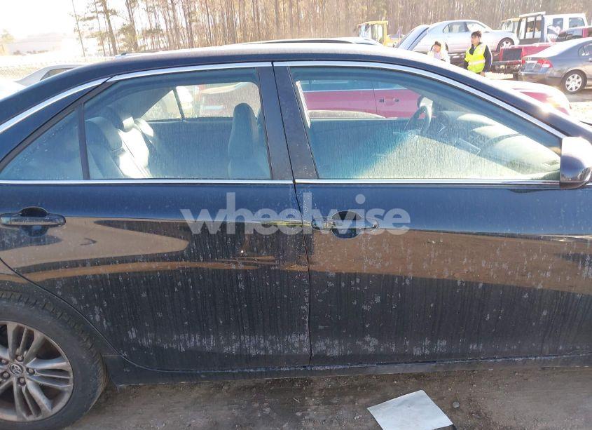 Photo 13 of 2015 Toyota Camry SE (VIN 4T1BF1FK8FU479920)