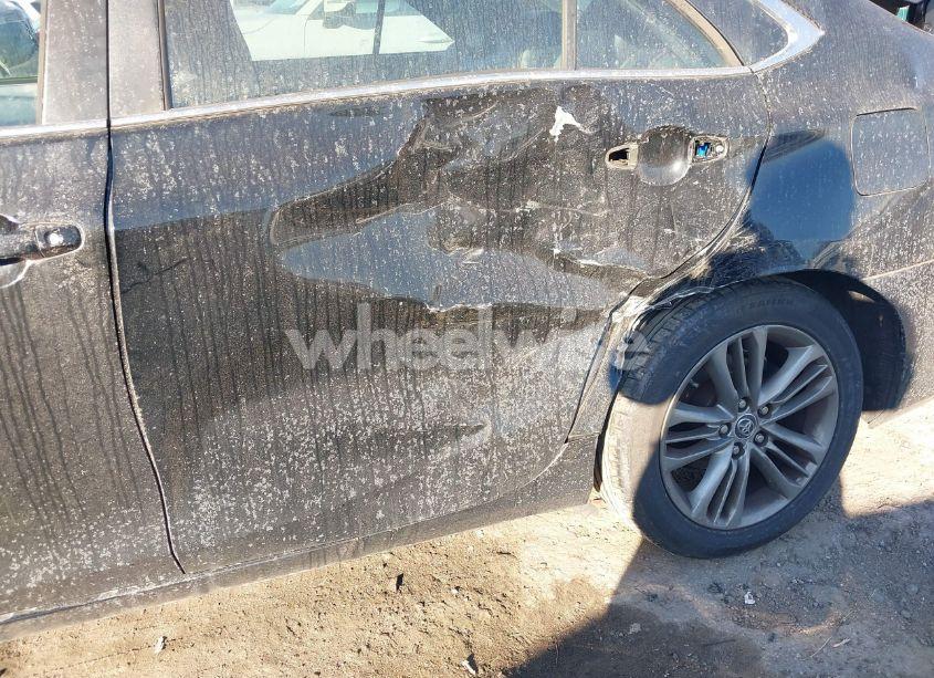 Photo 6 of 2015 Toyota Camry SE (VIN 4T1BF1FK8FU479920)