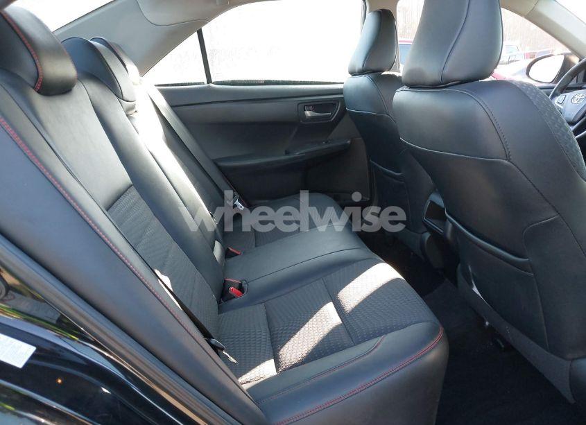 Photo 8 of 2015 Toyota Camry SE (VIN 4T1BF1FK8FU479920)
