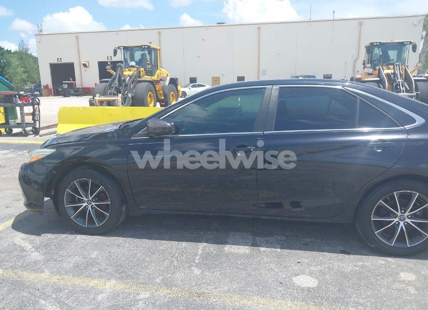 Photo 14 of 2015 Toyota Camry XSE (VIN 4T1BF1FK8FU484339)