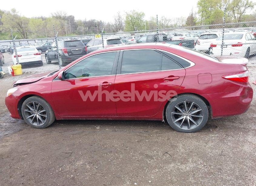 Photo 14 of 2015 Toyota Camry XSE (VIN 4T1BF1FK8FU884952)