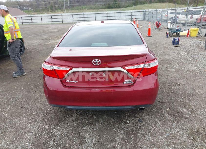 Photo 16 of 2015 Toyota Camry XSE (VIN 4T1BF1FK8FU884952)