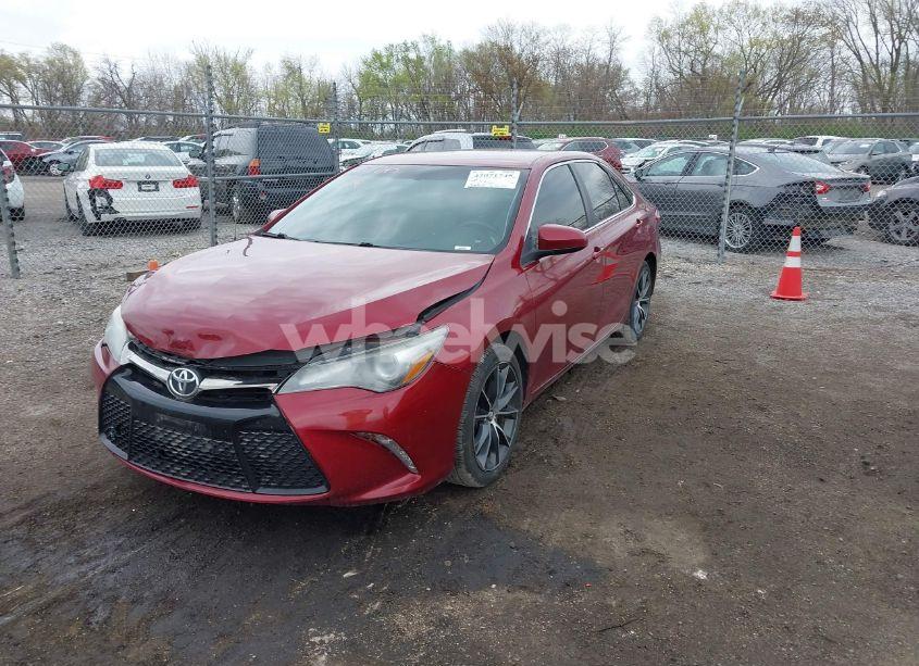 Photo 2 of 2015 Toyota Camry XSE (VIN 4T1BF1FK8FU884952)