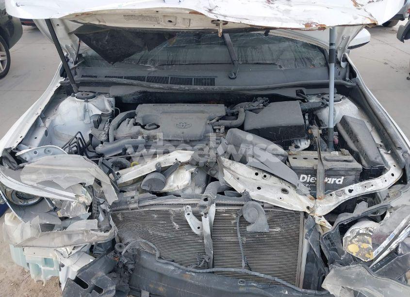 Photo 10 of 2015 Toyota Camry SE (VIN 4T1BF1FK8FU889634)